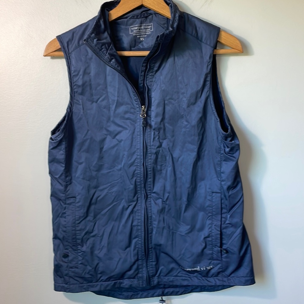 Vineyard Vines navy nylon vest front pockets drawstring hem. Sz xs Preppy